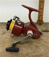 Olympic 510 spinning reel