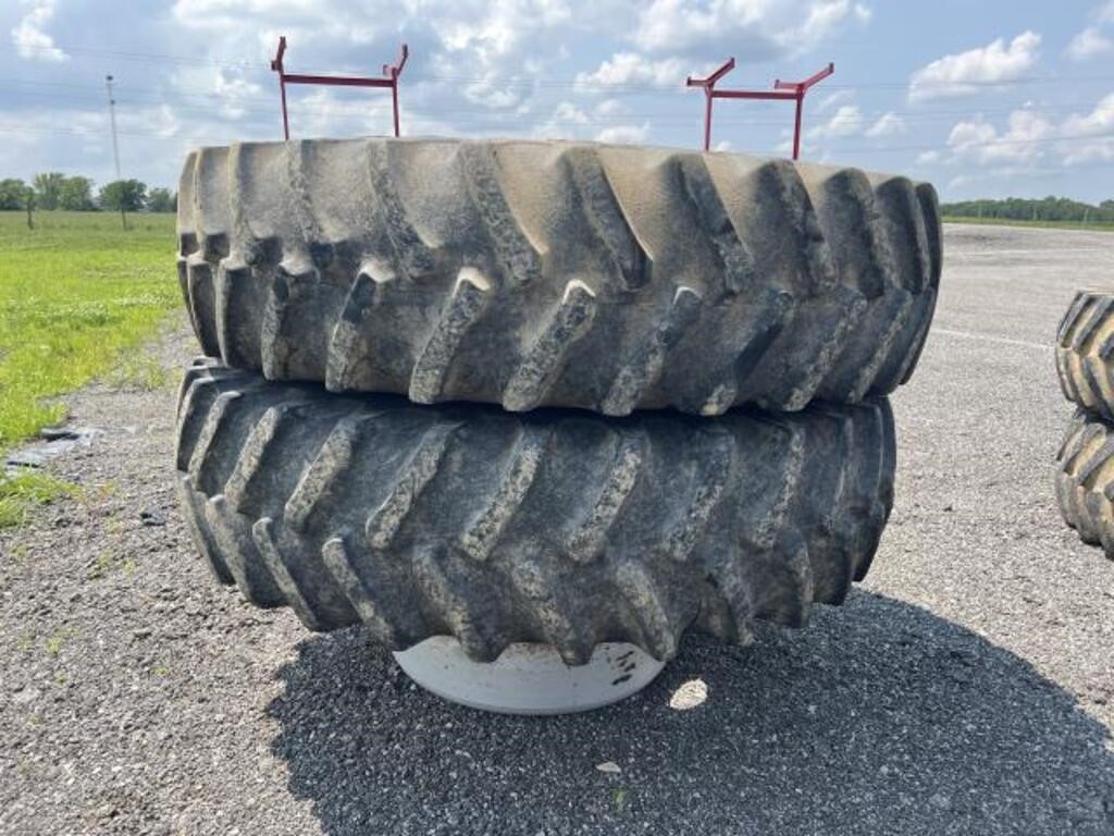 Firestone 18.4R42 Duals