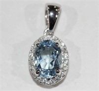 14ct white gold aquamarine & diamond pendant