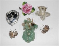 Qty of jewellery to incl. ceramic Staffordshire