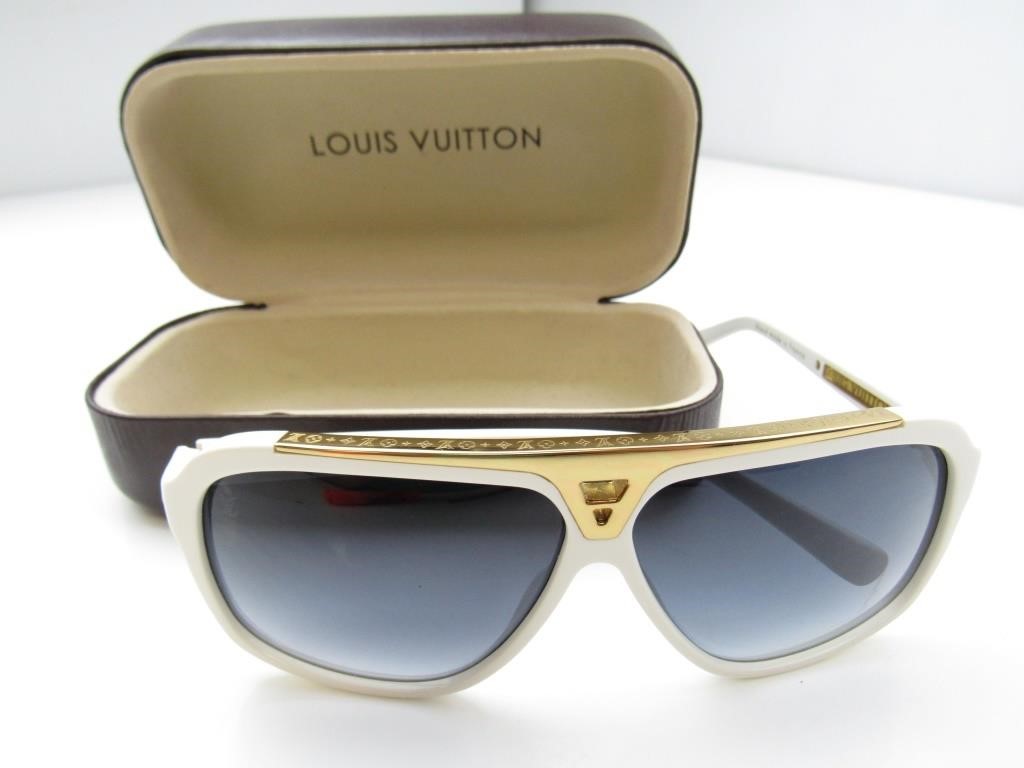 Sold at Auction: Louis Vuitton, LOUIS VUITTON Sunglasses EVIDENCE.