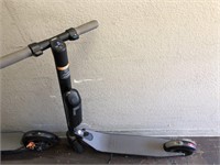 Ninebot Electric Scooter ES3 $400 RETAIL