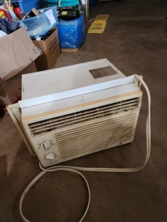 Comfort Aire air conditioner 5000 btu