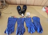 4 Pairs of 12" Chemical Resistant Gloves - Large