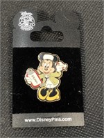 Disney Nurse Minnie pin