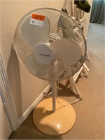 Oscillating Fan