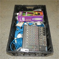 Mackie Micro Series 1202 Mixer - Cables