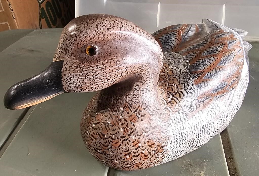 12"L handcarved duck