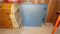 Assorted folding chairs & card table