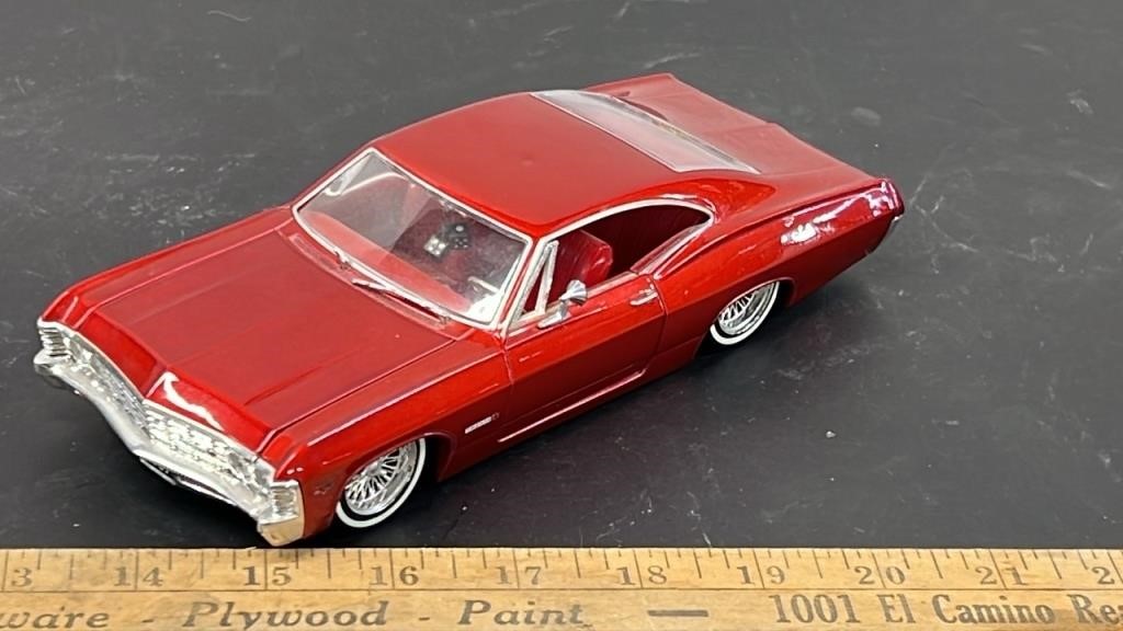 Jada Toys 1/24 scale 1967 Chevrolet Impala.