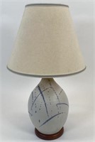 CERAMIC TABLE LAMP - CANADA