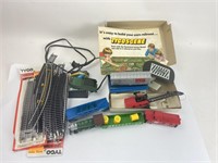 Vintage Tyco Train Track Set w/Crane & More!!!