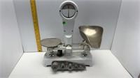 STEEL & ENAMEL DETECTO CANDY SCALE-UNDER/OVER 1OZ