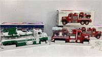 Hess trucks 2014 Toy truck and Space Cruiser,