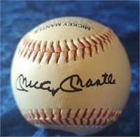 Autographed baseball mickey mantel authentic paper