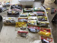 20 packages fishing worms / baits