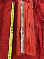 Snap On 3/8" drive torque wrench  20-100 put down