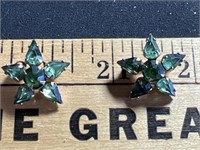 2 vintage matching green rhinestone star pins