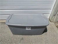 Massive 50 Gal 43 x 22 x 18" Tote with Lid