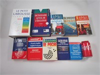 10 dictionnaires, en français, comme neufs