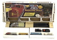 BACHMANN E-Z Track Shooting Star Santa Fe HO Train