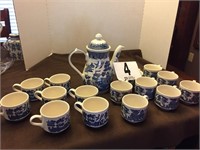 Repro Blue Willow Teapot & (15) Cups