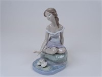 LLADRO #7706 "REFLECTIONS OF HELENA"