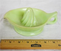 VINTAGE JADEITE JUICE REAMER