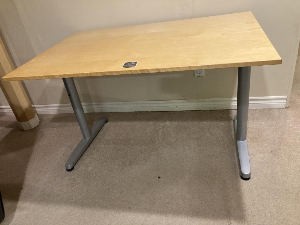 Wood Effect Adjustable Height IKEA Gallant Desk