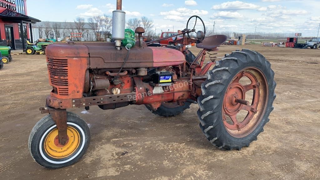 Farmall H Tractor