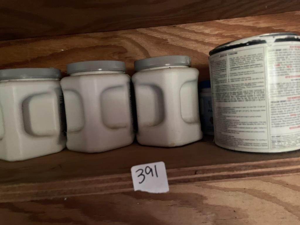 Shelf lot (paint)