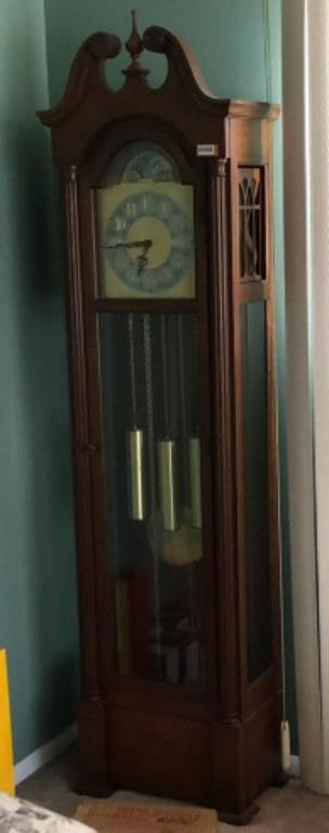 Colonial Zeeland, MI Grandfather Clock Model