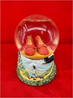 Wizard of Oz Ruby Red Slippers Musical Snowglobe