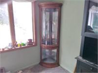 Corner cabinet curved front, lighted , 76" tall