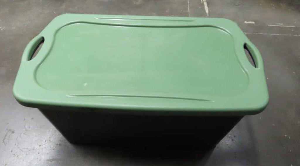 Sterilite Tote with Lid and Crate