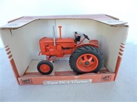 Case DC4 Die Cast Tractor 1:16 Scale