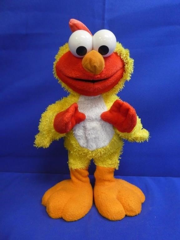 Chicken Dance Elmo ( Requires Batteries )