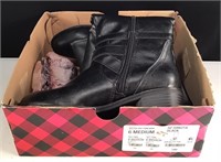 Size 6 M Women’s Black Leather Boots
