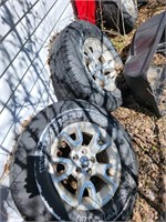 P255 / 70R16 tires on rim good year wrangler