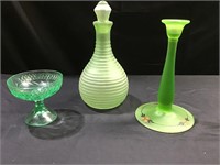 floral/diamond dish, Frigidaire water bottle, vase