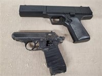 2 BB Guns, 1 Co2
