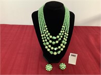 GREEN 4-STRAND NECKLACE & EARRING SET