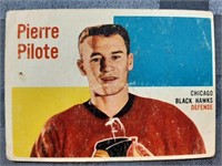 1960-61 Topps NHL Pierre Pilote Card #65
