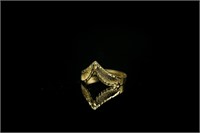 10k Gold Chevron Patterned Ring 1.9g Size 8.5