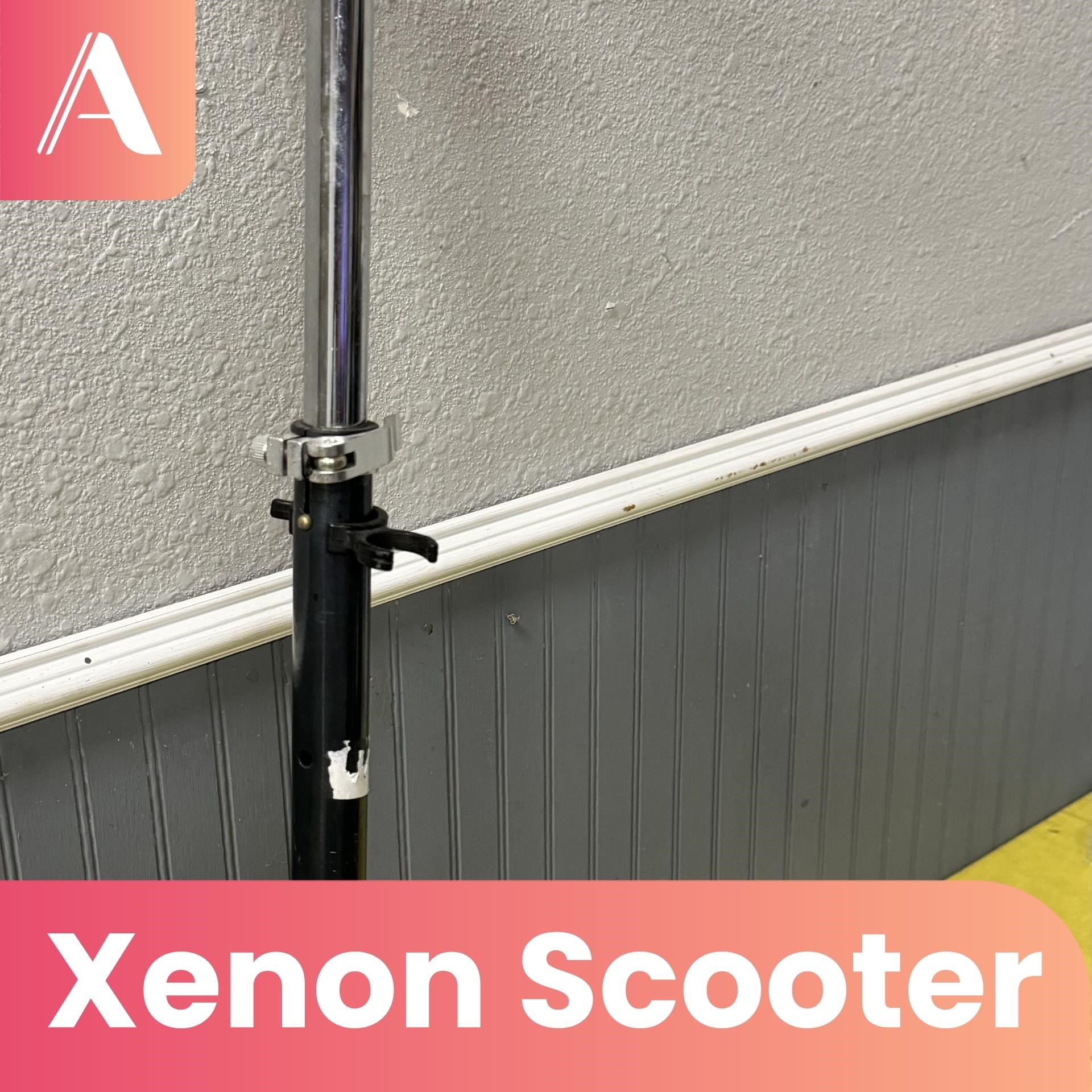 Xenon Scooter