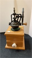 Reproduction usable coffee grinder - hand crank,