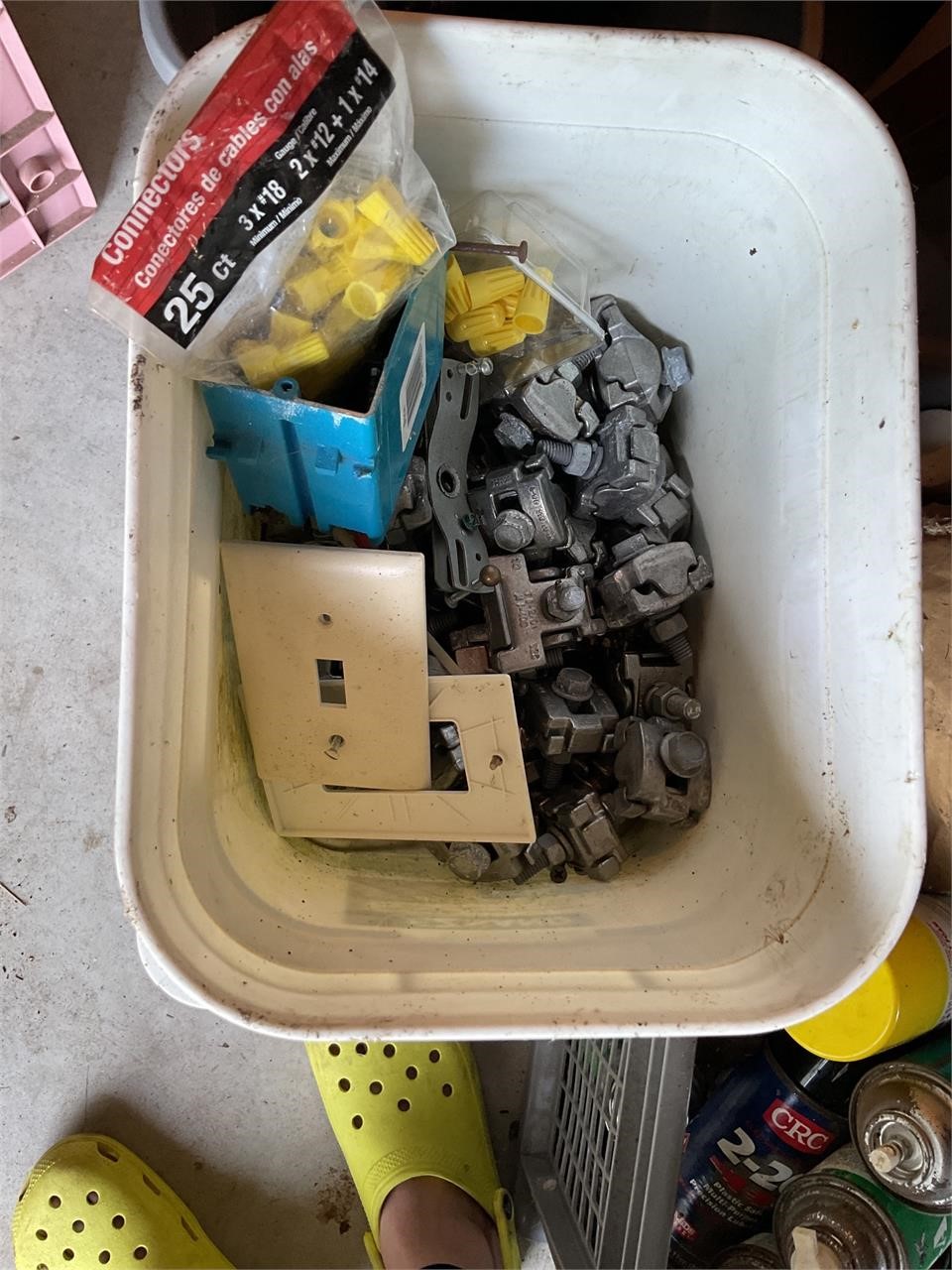 Bucket lot full of misc parts