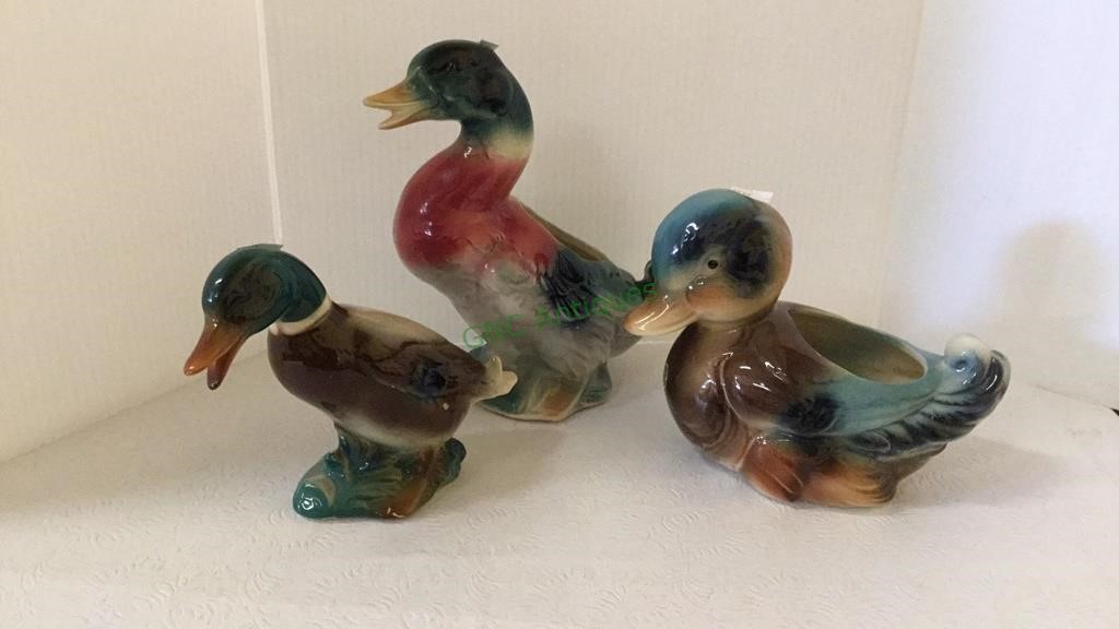 Lot of three vintage duck planters - tallest