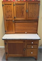 Early 20th Century Solid Oak Hoosier Cabinet w/