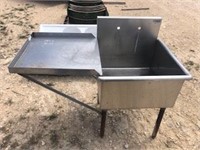 LL - STAINLESS STEEL SINK